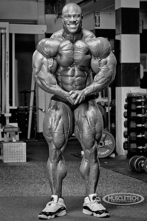 Phil Heath #Bodybuilding #Fitness #Health Arnold Schwarzenegger Bodybuilding, Schwarzenegger Bodybuilding, Lifting Motivation, Bodybuilding Pictures, Phil Heath, Bodybuilders Men, Body Building Men, Mr Olympia, Body Builder