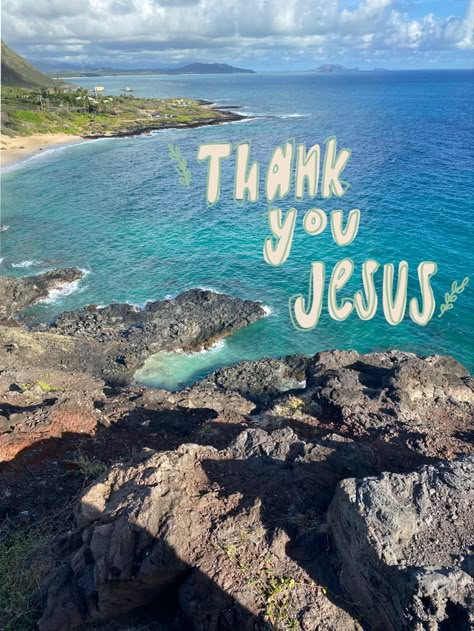 Aesthetic Jesus Pictures, Bible Beach Aesthetic, Christian Beach Aesthetic, Bible On Beach, Summer Christan Wallpapers, Cute Bibles, Christian Bible Quotes, Jesus Is Life, God First