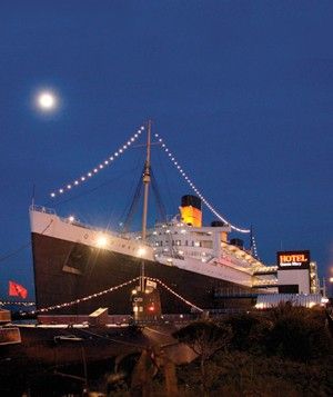 The R.M.S. Queen Mary, Long Beach, CA. This is what I hope the fate of the S.S. United States becomes. Bruce Sievert, Queen Mary Ship, Cunard Ships, Los Angeles Attractions, Cunard Line, Bonnie Scotland, Perfect Road Trip, Ocean Liner, Most Haunted Places