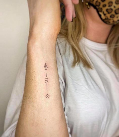 Honor Your Zodiac Sign With These Beautiful Pisces Tattoos | Fashionisers© - Part 9 Feather Arrow Tattoo, Tattoo After Care, Arrow Tattoo Finger, Meaning Of Arrow Tattoo, Arrow Tattoos For Women, Pisces Tattoo Designs, Small Arrow Tattoos, Sagittarius Tattoo, Arrow Tattoo Design