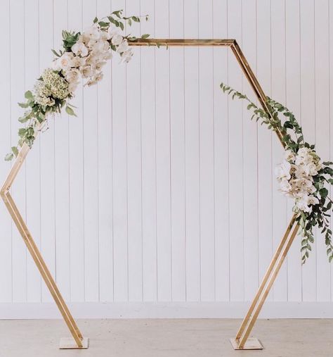 40+ Best Wedding Backdrop Ideas Summer 2019 - Page 6 of 41 - belikeanactress. com Hexagon Backdrop, Wedding Backdrop Ideas, Hexagon Wedding, Diy Wedding Backdrop, Wedding Ceremony Backdrop, Backdrop Ideas, Italian Garden, Diy Backdrop, Wedding Team