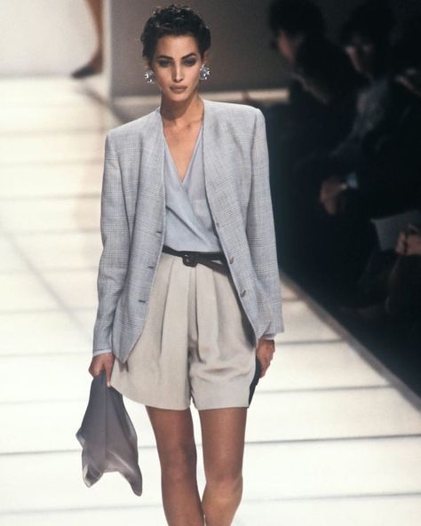 90s Runway Fashion, 80s And 90s Fashion, 1990s Fashion, 90s Fashion Outfits, Fashion Unique, Christy Turlington, Business Outfit, Mode Inspo, 가을 패션