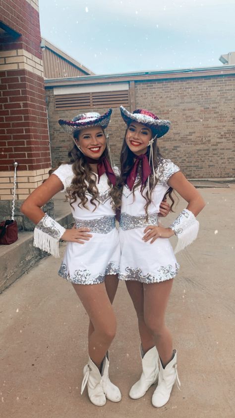 Drill Team Makeup, Drill Team Outfits, Drill Team Uniforms, Drill Team Pictures, Majorette Outfits, Drill Team, Team Goals, Team Pictures, Practice Outfits