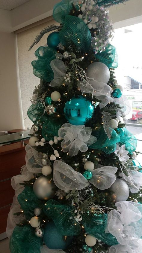 Teal Christmas Tree Turquoise Christmas Decor, Teal Christmas Tree, Turquoise Christmas Tree, Floral Christmas Tree, Christmas Tree Decorated, Teal Christmas, Turquoise Christmas, Blue Christmas Decor, Elegant Christmas Trees