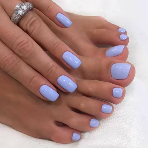 Toe Nail Colors, Ombre Nail Design, Periwinkle Nails, Stars Nails, Unghie Sfumate, French Pedicure, Blue Periwinkle, Toe Nail Color, Summer Toe Nails