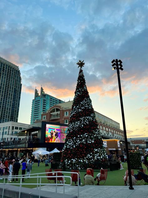 Atlantic Station Atlanta, Christmas Outfit Ideas, Trendy Christmas Outfits, Christmas Outfits, Atlanta Georgia, Christmas Fashion, Festive Season, Family Gathering, Christmas Outfit