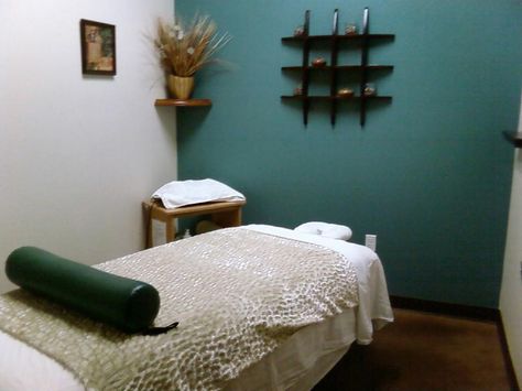 nice Massage Room Colors, Massage Room Design, Spa Massage Room, Massage Room Decor, Massage Therapy Rooms, Room Wall Colors, Healing Room, Spa Rooms, Spa Decor