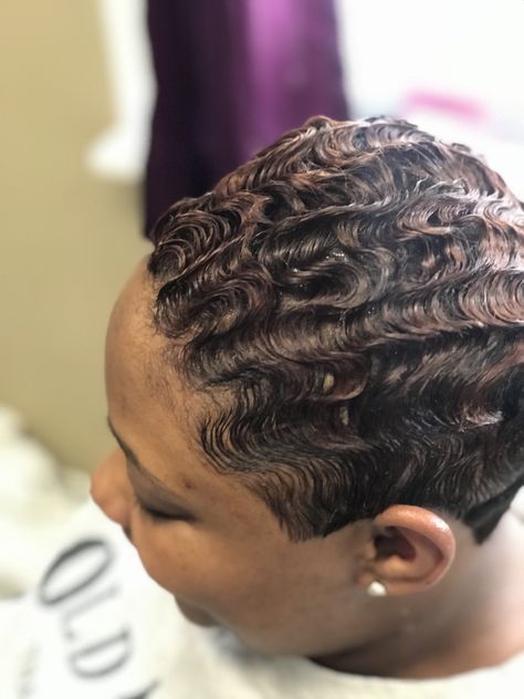 Fingers Waves, Waves On Short Hair, Finger Waves Short Hair, Nails Products, Face Nails, Short Hair Designs, Finger Wave Hair, Black Hair Short Cuts, Finger Wave