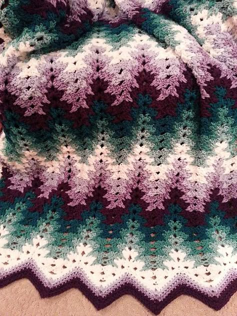 Uncinetto Zig Zag, Ripple Afghan Pattern, Crochet Ripple Afghan, Crochet Ripple Pattern, Ripple Blanket, Ripple Afghan, Crochet Afghan Patterns Free, Crochet For Beginners Blanket, Crochet Blanket Designs