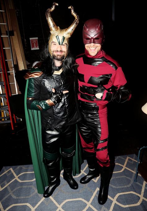 Via Torrilla Daredevil Costume, Marvel Halloween Costumes, Best Celebrity Halloween Costumes, Marvel Costumes, Charlie Cox, Celebrity Halloween Costumes, Thomas William Hiddleston, Famous Couples, Tom Hiddleston Loki