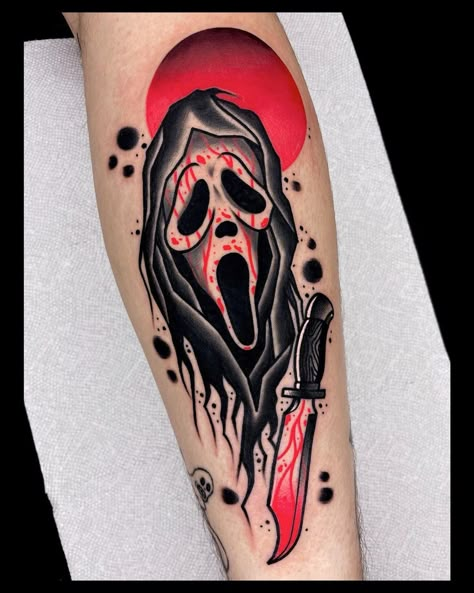 Horror Villains Tattoo, Scream Tattoo Design, Scream Mask Tattoo, Scary Movie Art, Horror Traditional Tattoo, Matt Wright, Chest Tattoo Fonts, Movie Character Tattoos, Ghostface Tattoo