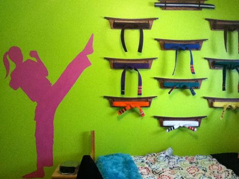 Great for a little ninjas room Karate Room Ideas, Ninja Room, Taekwondo Belt Display, Karate Belt Display, Dojo Design, Martial Arts Belt Display, Dojo Ideas, Taekwondo Belts, Kids Mma