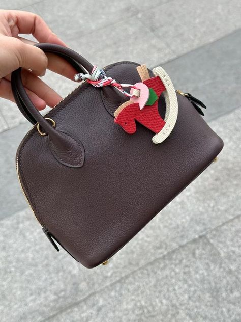 Hello, this is beauty fashion ~:)) ✈️ More fashion, WhatsApp👇+8615018754260 Mini Bolide, Hermes Bags, Beauty Fashion, Fashion Beauty, Beauty