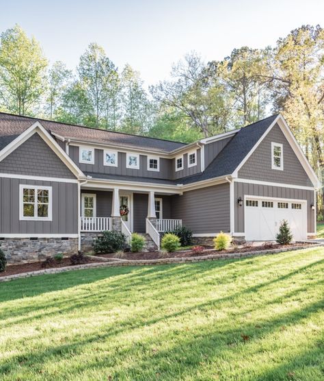 Corner Dormer, Gray Cottage, Grey Exterior House Colors, Craftsman Porch, Exterior Gray Paint, Gray House Exterior, Gray Exterior, Gray House, Exterior House Paint Color Combinations