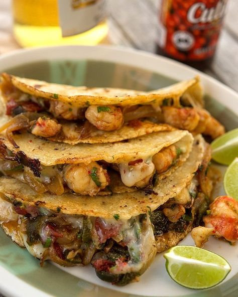 Tacos Gobernador Recipe For Tacos, Tacos Gobernador, Roasted Poblano Peppers, Shrimp Taco Recipes, Dinner Favorites, Cheese Tacos, Shrimp Tacos, Cheat Meal, Taco Recipes