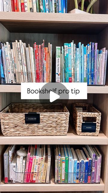 Trista | Organizing Expert on Instagram: "Pro tip for keeping your bookshelf nice and tidy!  We love using these open-front bins on bookshelves to help contain the books, especially for kid books! No more books getting lost in the back of the shelf because of varying sizes. Bring them all to the front for a streamlined look using these bins!  Comment BINS and if you follow me, you’ll automatically receive the link to our fav open-front bins!  *Note, when adding the bins to shelves, make sure there’s enough height to take the books in and out of the bins. These bins are also PERFECT for 13” cube pieces ❤️  XO, Trista" School Bookshelf Organization, Playroom Book Organization, Kid Book Storage, Book Storage For Kids, Bookshelves Organizing, Kids Book Storage Ideas, Book Organization Ideas, Organizing Kids Books, Classroom Shelves