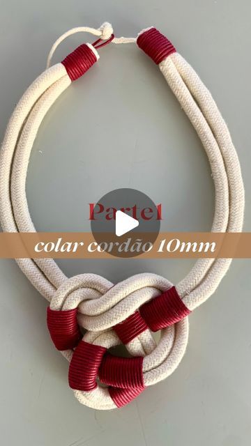 Cord Necklace Diy, Rope Necklace Tutorial, Macrame Necklace Tutorial, Collar Macrame, Macrame Colar, Mini Macrame, Rope Jewelry, Braided Necklace, Necklace Tutorial