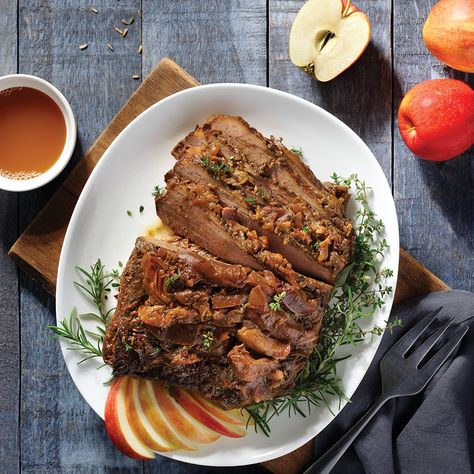 Fire up your slow cooker for an Apple Cider Braised Brisket seasoned with maple syrup, onions, fennel and other spices. Apple Cider Beef Brisket, Apple Cider Brisket, Apple Cider Braised Brisket, Beef Brisket Slow Cooker, Apple Cranberry Salad, Slow Cooker Apple Cider, Brisket Seasoning, Slow Cooker Brisket, Braised Brisket