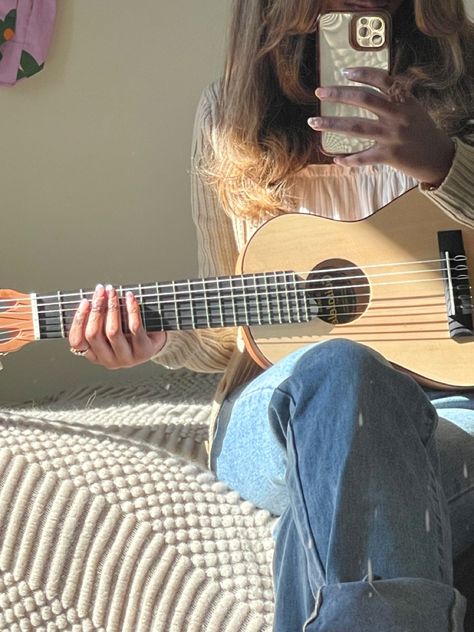 Guitar girl vibes Ukelele vibes Music aesthetic #guitar #guitargirl #guitaraesthetic Gutair Aesthetic Acoustic, Guitar Poses Aesthetic, Guitar Asethic, Music Obsession Aesthetic, Guitar Pics Aesthetic, Cute Guitar Aesthetic, Aucostic Guitar Aesthetic, Girl With Guitar Aesthetic, Learning Guitar Aesthetic