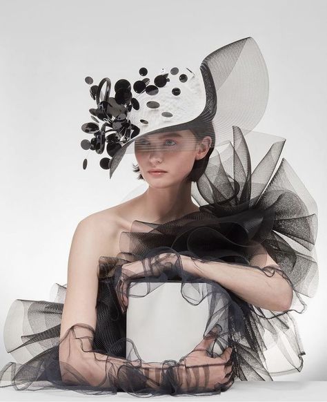 High Fashion Photoshoot, Philip Treacy Hats, Philip Treacy, Couture Hats, Elegant Hats, Millinery Hats, 2021 Fashion, Fascinator Hats, Wedding Hats