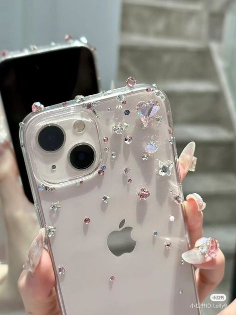 Diy Phone Case Design, Beautiful Iphone Case, Girly Iphone Case, Bling Phone Cases, Stylish Iphone Cases, Pretty Iphone Cases, Pretty Phone Cases, Apple Watch Accessories, Iphone Wallpaper Tumblr Aesthetic