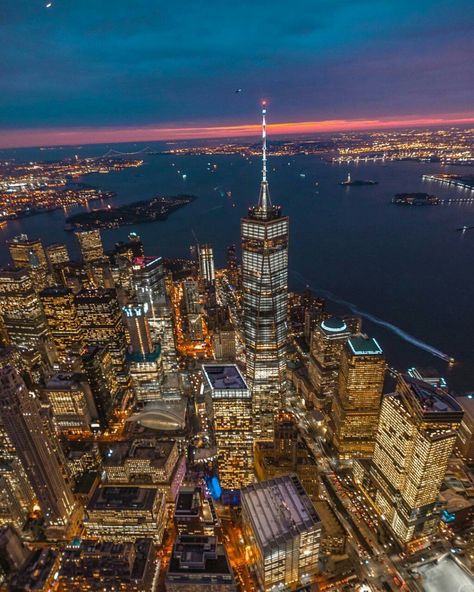 “WTC https://t.co/M8aMw9s4NZ” New York City At Night, York Things To Do, Nyc Night, New York Harbor, City At Night, One World Trade Center, Visit New York, Trade Center, Camping World