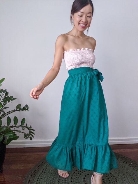 Diy Tiered Skirt Free Pattern, Flowy Tiered Gathered Skirt, Sew Tiered Skirt, Fitted Tiered Gathered Skirt, Beach Tiered Gathered Skirt, Diy Tiered Skirt, Tier Skirt Pattern, Tiered Maxi Skirt Sewing Pattern, Tiered Skirt Pattern