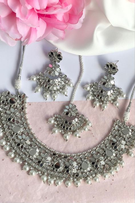 Silver Maang Tikka, Mirror Work Necklace, Jewellery Mirror, Mirror Jewellery, Bird Earring, Indian Mirror, Mang Tika, Mirror Earrings, Mirror Necklace