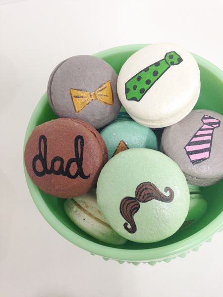 Fathers Day Macarons, Lime Tres Leches Cake, Happy Birthday Strawberries, Cowboy Happy Birthday, Birthday Strawberries, Baby Onesie Gift, Strawberry Ideas, Strawberry Pie Recipe, Chocolate Delivery