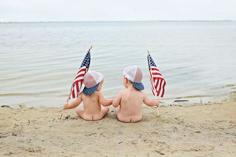 July Baby Photoshoot, Baby Holiday Pictures, Baby Holiday Photos, 4th Of July Photography, 4th Of July Photos, Baby Milestones Pictures, Monthly Baby Pictures, Baby Boy Pictures, July Baby