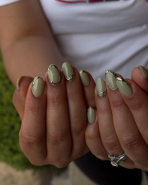 DIANA • Illinois Nail Tech • Structured Gel Manicures on Instagram: "$150 🍃
• 5 weeks 1 day retention $35
• shorten + reshape $20
• modified + detailed dry e-file cuticle work x hard gel structured manicure on her natural short/medium tapered oval nails $75
• isolated chrome detailing $20
 
 
 
 
I have a highlight that’s got all my prices listed in case you haven’t seen it. There’s a huge variation in the final price on a set of nails because: 
⚜️ foreign removal (safely e-filed off only [which is something that takes a lot of care, knowledge, and time to be done properly], no soak-offs offered) of a set done somewhere else is an add-on and starts at $40!
⚜️ structured manicures done with hard builder gel (some of my faves: @lightelegancehq 1-Step Lexy Line Building Gel | @akzentz Trinit Gel Builder Nails Short, Isolated Chrome Nails, Hard Gel Manicure, Structured Gel Manicure, Structured Manicure, Gel Manicures, Hard Gel Nails, Builder Gel Nails, Builder Gel