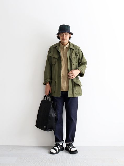 Boonie Hat Outfit Mens Fashion, Workwear Menswear, Jacket Outfit Men, Japanese Mens Fashion, Mens Fashion Urban, Army Jacket, Jacket Outfit, Outfits With Hats, Us Army