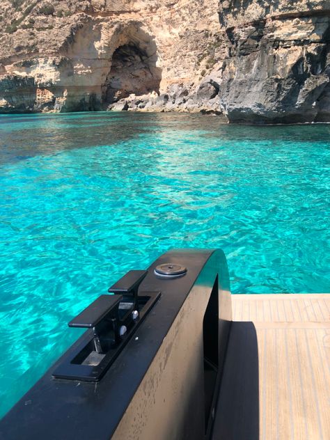 #ibiza #formentera #travel #boat #relaxing #relaxation #water Ibiza Formentera, Boat Day, Birthday Events, Boat Party, Marbella, Moana, Ibiza, Relaxation, Bags Designer