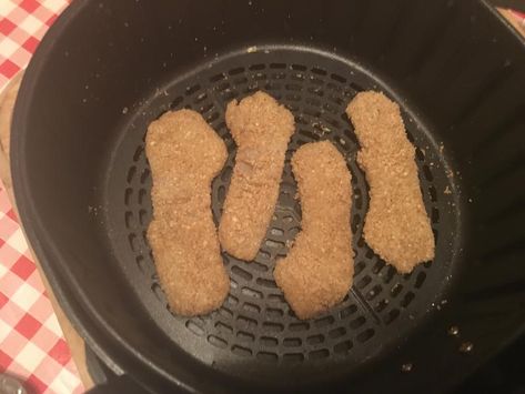 Air fryer - Crappie Fishing Crappie Fish Recipes Air Fryer, Crappie Air Fryer, Fried Crappie Recipe, Air Fryer Crappie Recipes, Air Fryer Crappie, Baked Crappie Recipes Oven, Homemade Fish Fry Breading, Crappie Recipes, Bluegill Recipe