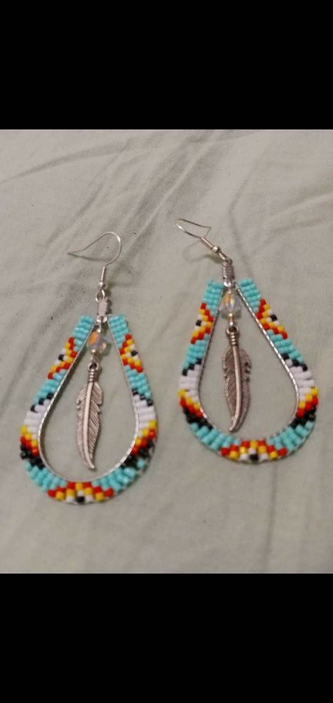 Life Skills Kids, Beaded Earrings Tutorials, Ladder Stitch, Beading Ideas, Native American Beading, Falling Leaves, Earring Tutorial, Beading Projects, Beaded Jewelry Patterns