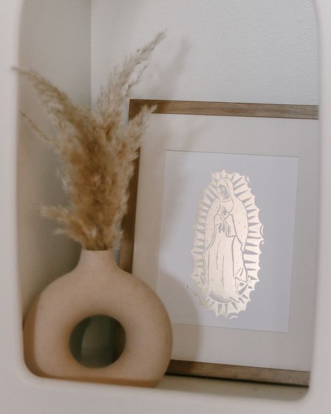 Mother's Day is a month from today! If you have a mom who loves her Catholic faith, we have the gifts for her! Swipe to see our picks! Our Lady Of Guadalupe Painting, Catholic House Decor, Virgin Mary Decor, Mexican Homes, Modern Spanish Home, Modern Mexican Home Decor, Catholic Wall Decor, Modern Mexican Home, Catholic Home Decor