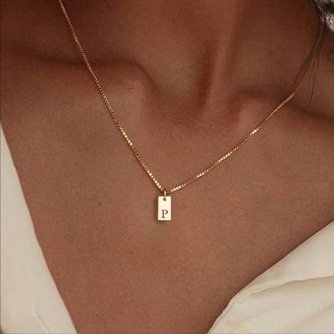 L Pendant Necklace, Dainty Initial Necklace Gold, Initial Charm Necklace, Dainty Gold Letter Necklace, Letter Necklace Gold Initial Pendant, Necklace Letter Initials, Initial Necklace Aesthetic, Name Necklace Aesthetic, Initials Jewelry