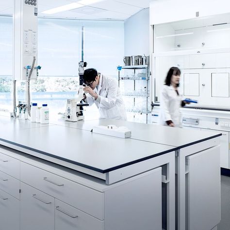 CJ Suwon, South Korea - Research on 7.000 m². / CJ Suwon, Südkorea -  Forschung auf 7.000 m². Cosmetics Laboratory, Microbiology Lab, Laboratory Design, Medical Office Design, Kitchen Mood Board, Hospital Design, Laboratory Science, Suwon, Research Lab