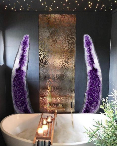 @crystalzrus on Instagram: “😬CRYSTAL DREAM HOME😬 @earthencrystals  I made this dreamy edit inspired by one of my favorite pages on IG because as some of you know I’m…” Dreamy Edit, Crystal Room Decor, Purple And Silver Wedding, Crystal Room, Spa Interior, Crystal Fashion, Spa Room, Beautiful Spaces, Crystals In The Home