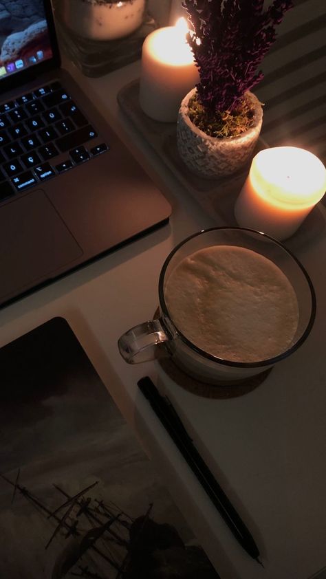 Cozy Night In Aesthetic, Night Cozy Aesthetic, Cozy Night Aesthetic, Wallpaper Framed, Psychology Of Money, Frame Wallpaper, Wallpaper Beautiful, Photo Frame Wallpaper, Candle Aesthetic