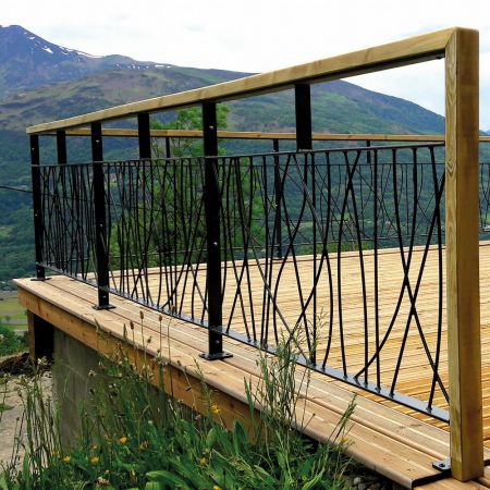 Garde corps métal et bois Garde Corps Metal, Grill Door Design, Balcony Railing Design, Wood Railing, Railings Outdoor, Wrought Iron Fences, Porch Railing, Lan Can, Modern Fence