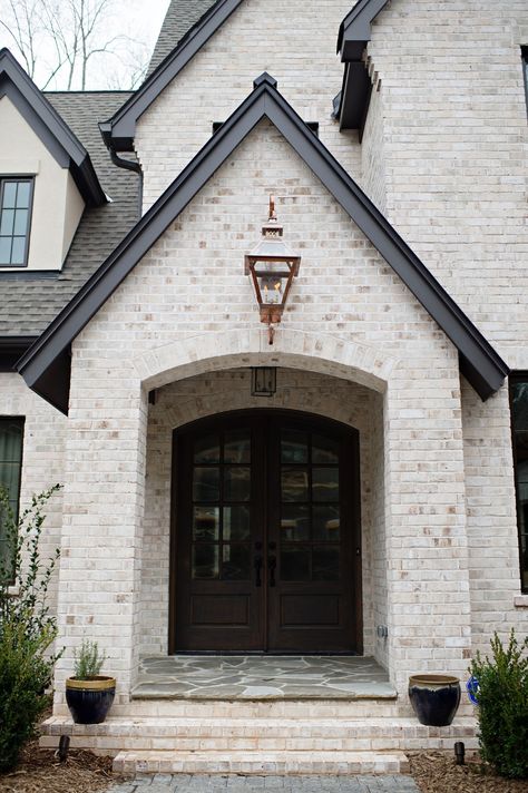 Brick Home Ideas Exterior, Exterior House Brick And Stone, Exterior Brick Remodel, Pale Brick House Exterior, Brick Archway Exterior, Stone And Brick Exterior Houses, Brick Exterior Farmhouse, European Brick House, Light Brick And Stone Exterior