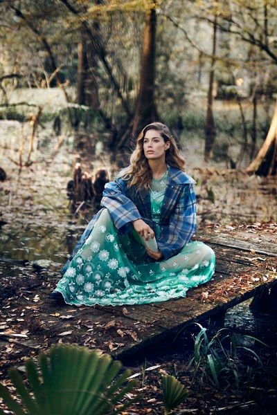 Louisiana Bayou, Peter Lindbergh, Doutzen Kroes, Vogue Us, Family Fashion, Vogue Magazine, Vogue Fashion, Model Photography, Editorial Photography