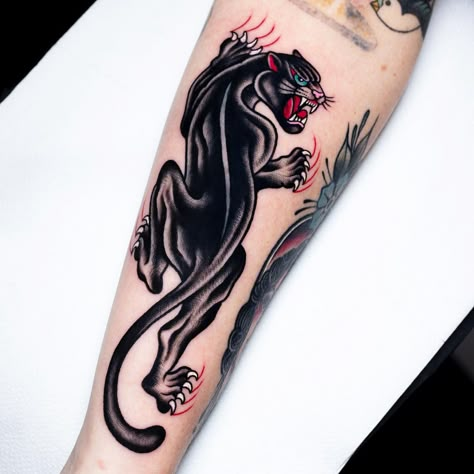 Panther Tattoos, Small Traditional Tattoo, Traditional Panther Tattoo, Traditional Tattoo Drawings, Black Panther Tattoo, Traditional Japanese Tattoo Designs, Jaguar Tattoo, Traditional Style Tattoo, Panther Tattoo