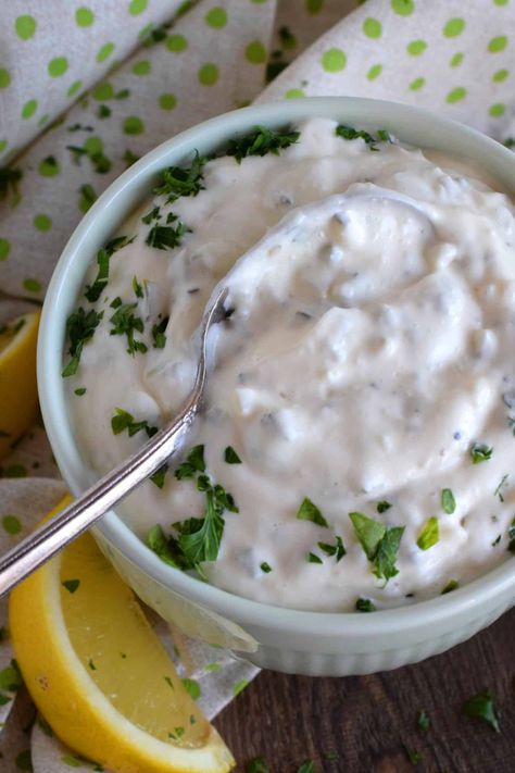 Classic Homemade Tartar Sauce Roasting Beets In Oven, Mayo Recipe, Homemade Tartar Sauce, Pan Fried Salmon, Fried Salmon, Tartar Sauce, Baked Pork, Homemade Jam, Scone Recipe