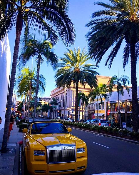 Perfect Smile Teeth, 80s Miami, Los Angeles Wallpaper, Rodeo Drive Beverly Hills, Beverly Hills Los Angeles, Usa Miami, California Life, Golden Coast, Honda Accord Sport