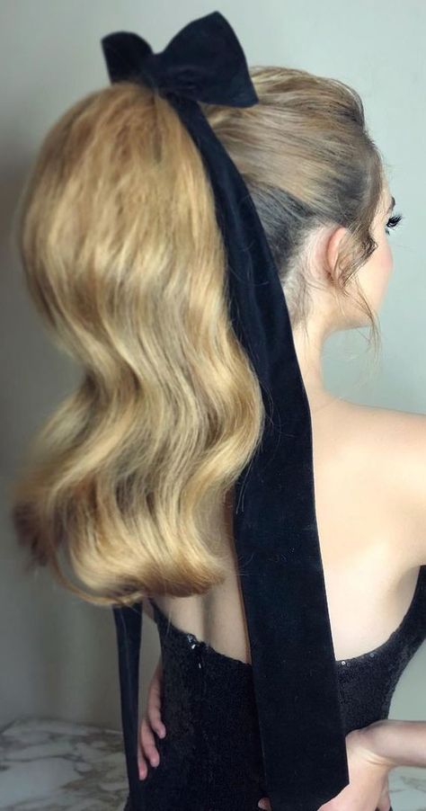 power ponytail, ponytail hairstyle, ponytail hairstyles, ponytail hairstyle with puff, unique ponytail hairstyle, braided ponytail hairstyle, braided ponytails, sleek braided ponytail Retro Ponytail, Vintage Ponytail, Vintage Hairstyle, Hairstyle Ideas Easy, Barbie Hairstyle, Tutorial Ideas, Trendy Hairstyle, Easy Hairstyle, Hairstyle Tutorial