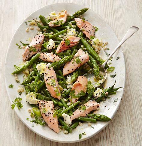 Yotam Ottolenghi's sauternes-poached salmon salad with french beans and barley Yotam Ottolenghi Recipes, French Beans, Ottolenghi Recipes, Poached Salmon, Salmon Fillet, Pearl Barley, Yotam Ottolenghi, Salmon Salad, Think Pink