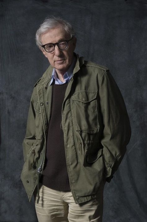 Outer Outfit, M65 Field Jacket, Older Mens Fashion, Smart Casual Menswear, Disco Fashion, Military Looks, Preppy Mens Fashion, Woody Allen, Army Fashion