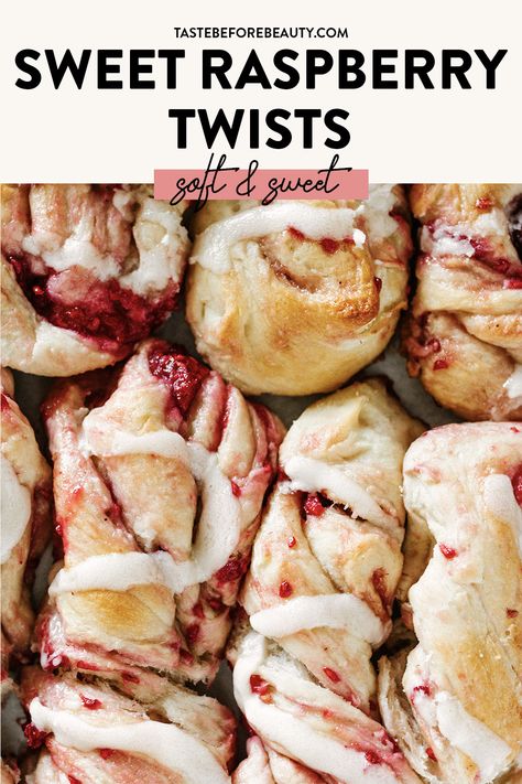 Raspberry Twist Bread, Berry Sweet Rolls, Raspberry Rolls, Raspberry Bread, Bread Twists, Dessert Breads, Cinnamon Roll Recipe Homemade, Sweet Roll Recipe, Baked Dessert